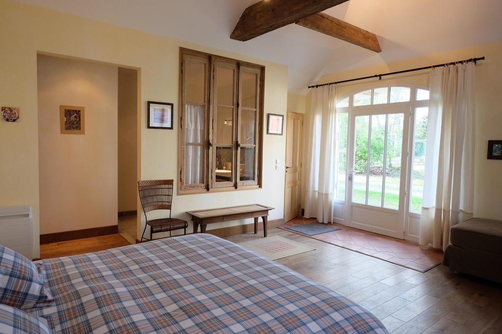 Chateau Du Beugnon Bed & Breakfast Tigne Room photo